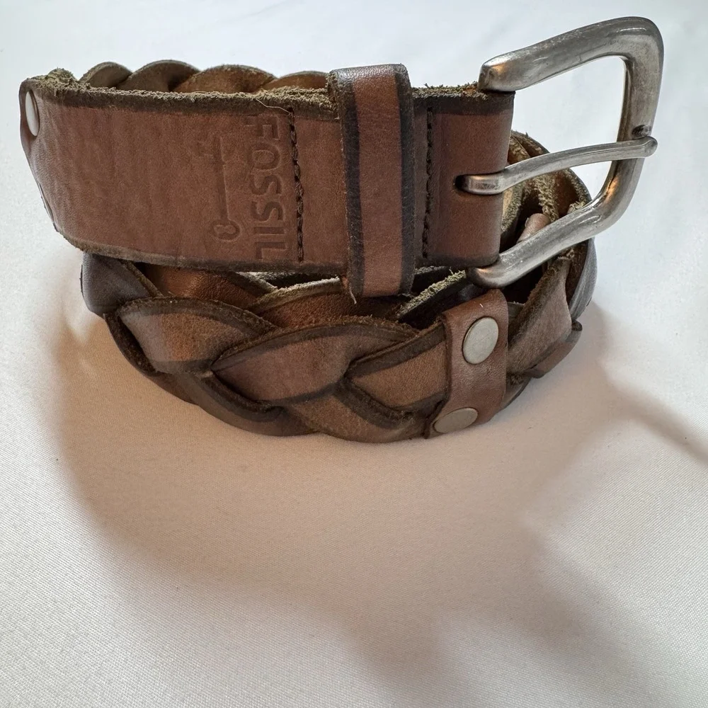 Fossil Mens Vtg Brown Genuine Braided Leather Belt Size XL Fits Approx 38
